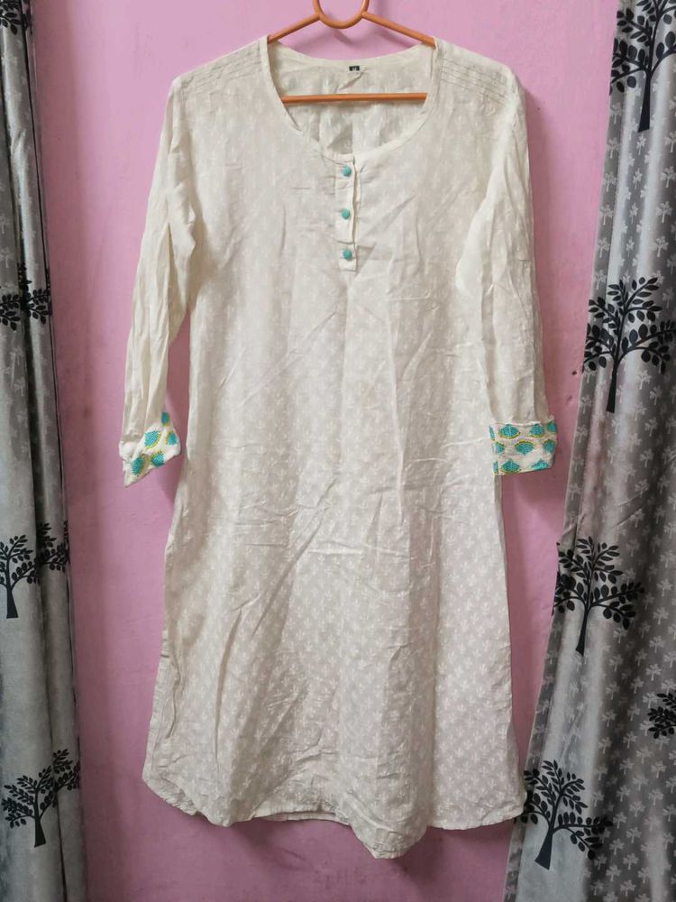 Elegant White Kurta with Teal Accents