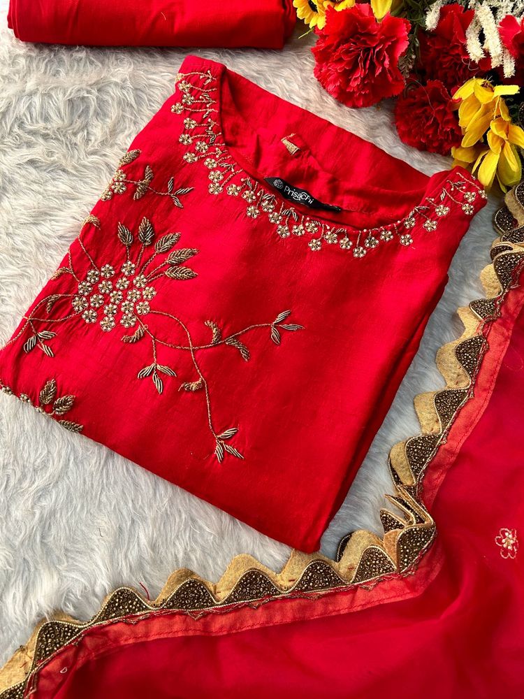 Elegant Red Embroidered Kurta Set