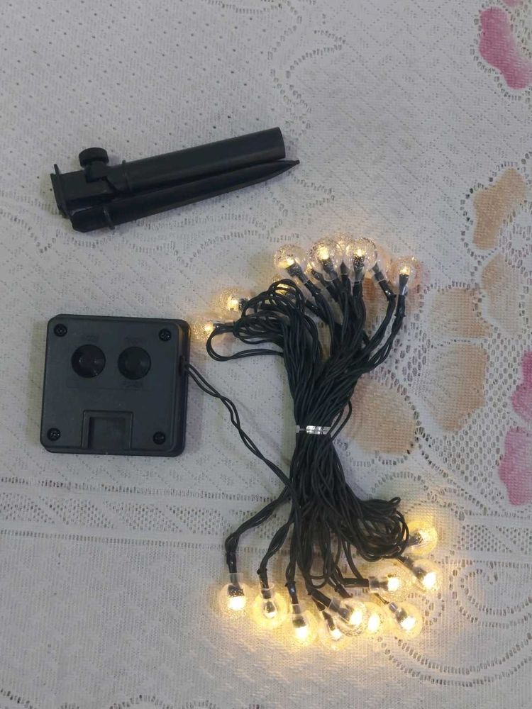 20 LED Solar Powered String Lights