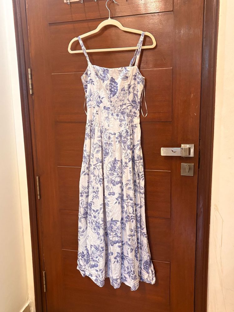 Chic Blue Floral Midi Dress