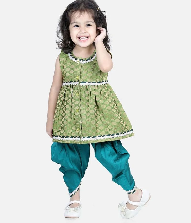 jacquard detailed fit flare top with dhoti 4-5 yrs