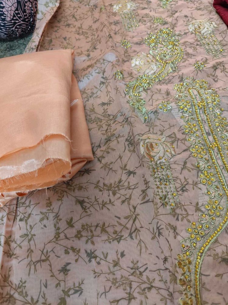 Beautiful Embroidered Kurta Set