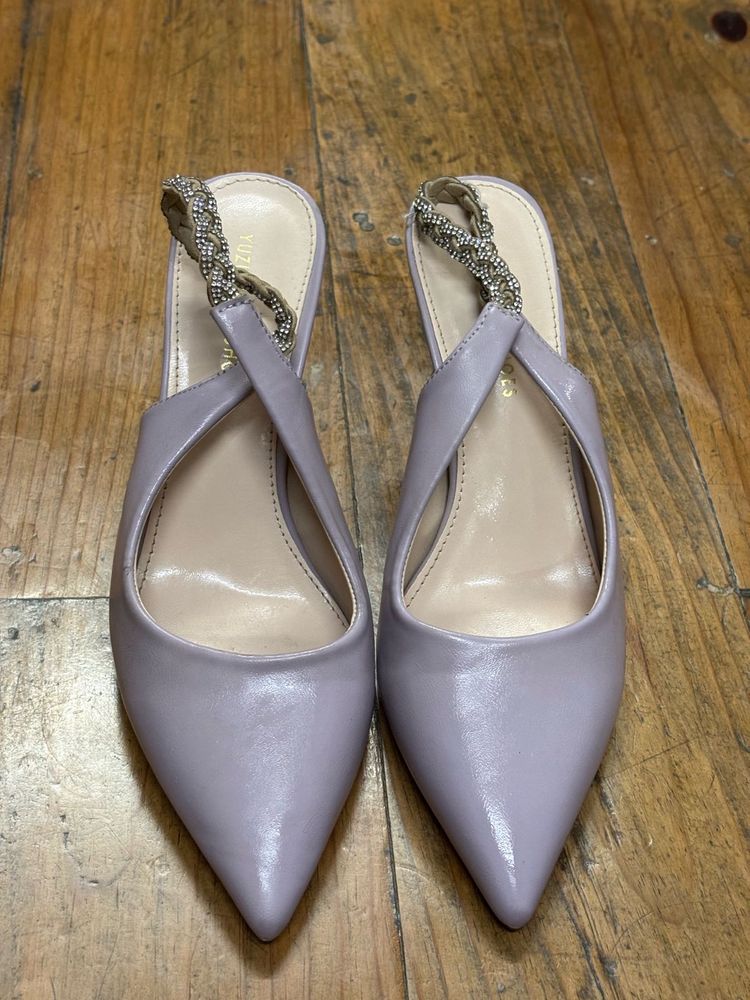Elegant Lavender Slingback Heels