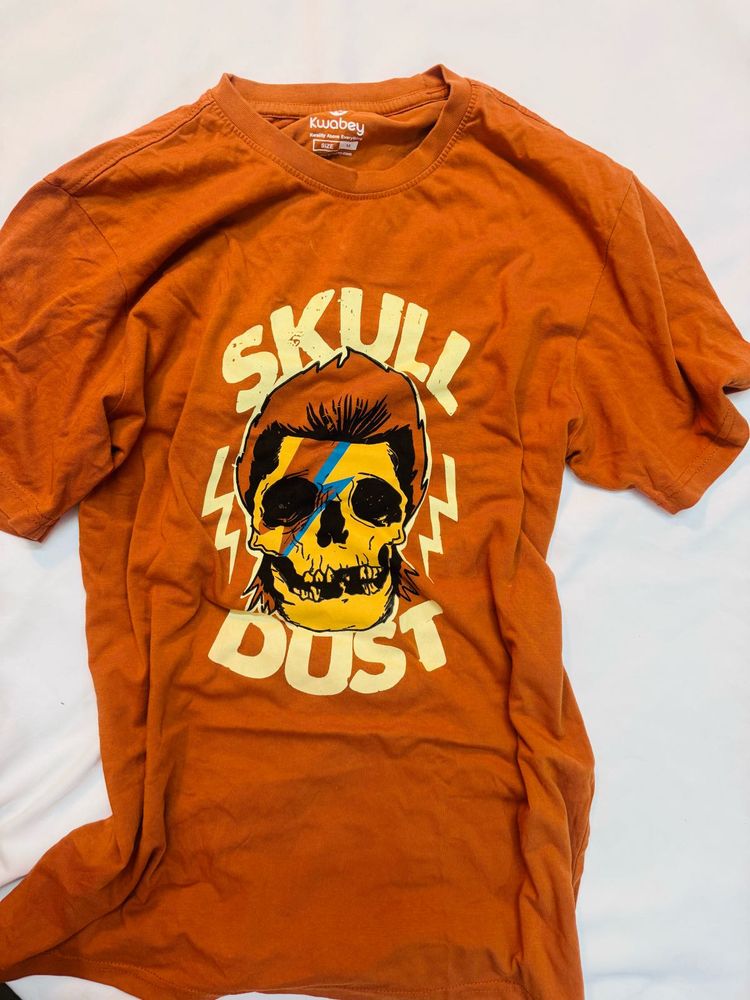 Skull Dust Graphic Tee