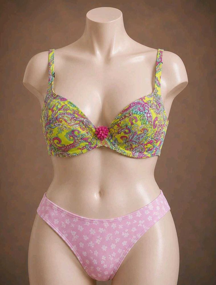 🇳🇿💫🎀Cute Pink Floral Bikini Set