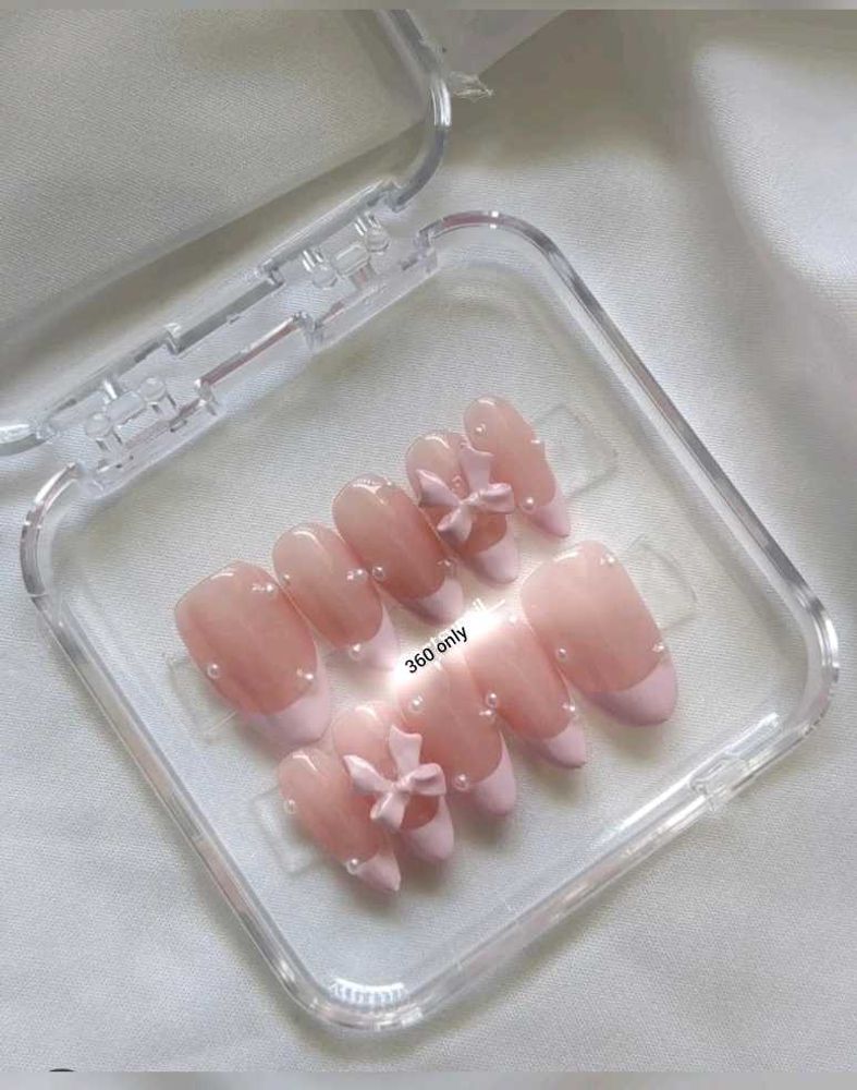 press on nails