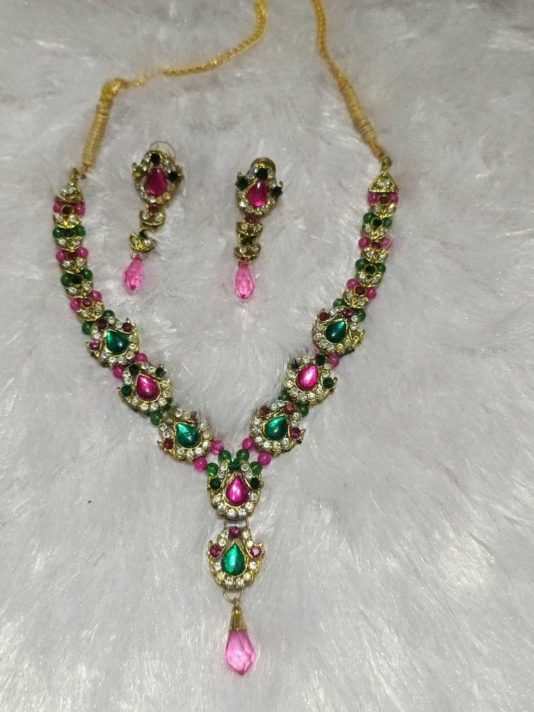 pink green necklace set with earrings
