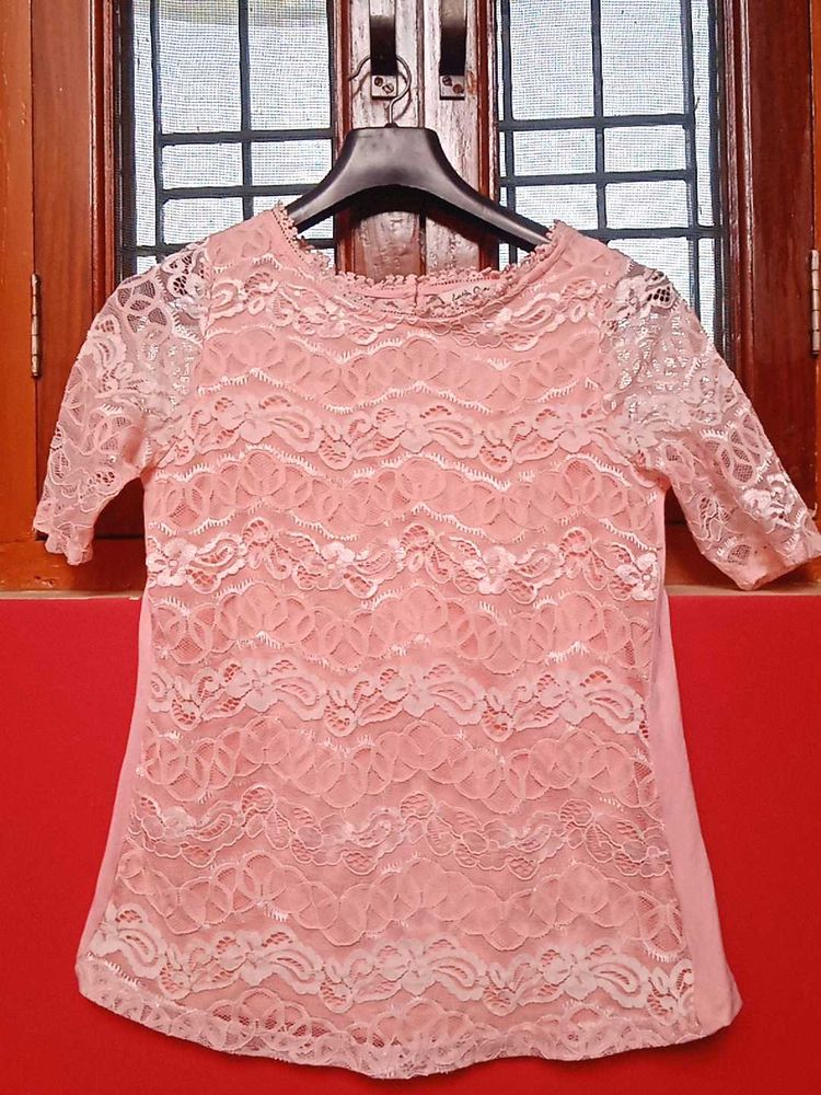 Latin Quarters Women Top