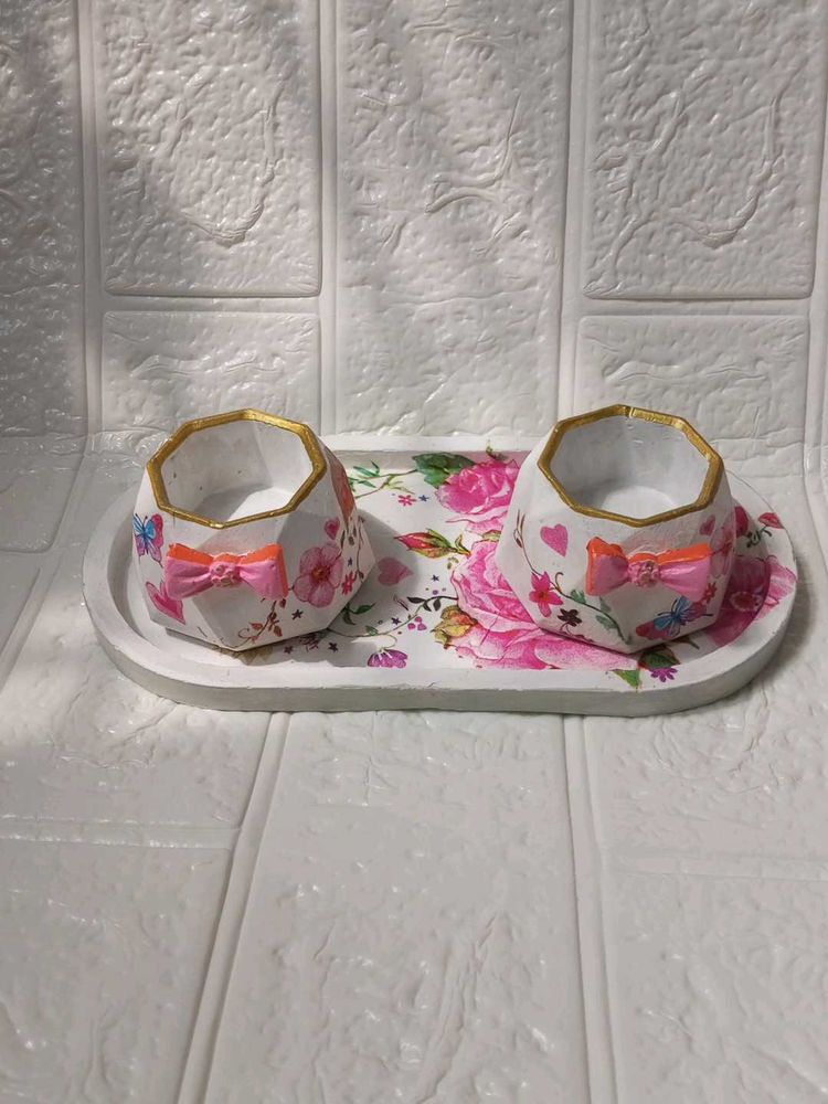Decorative Planter Set with Tray