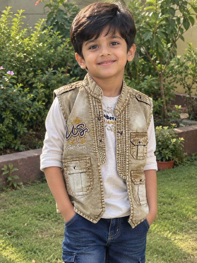 Stylish Boys' Sleeveless Denim Vest
