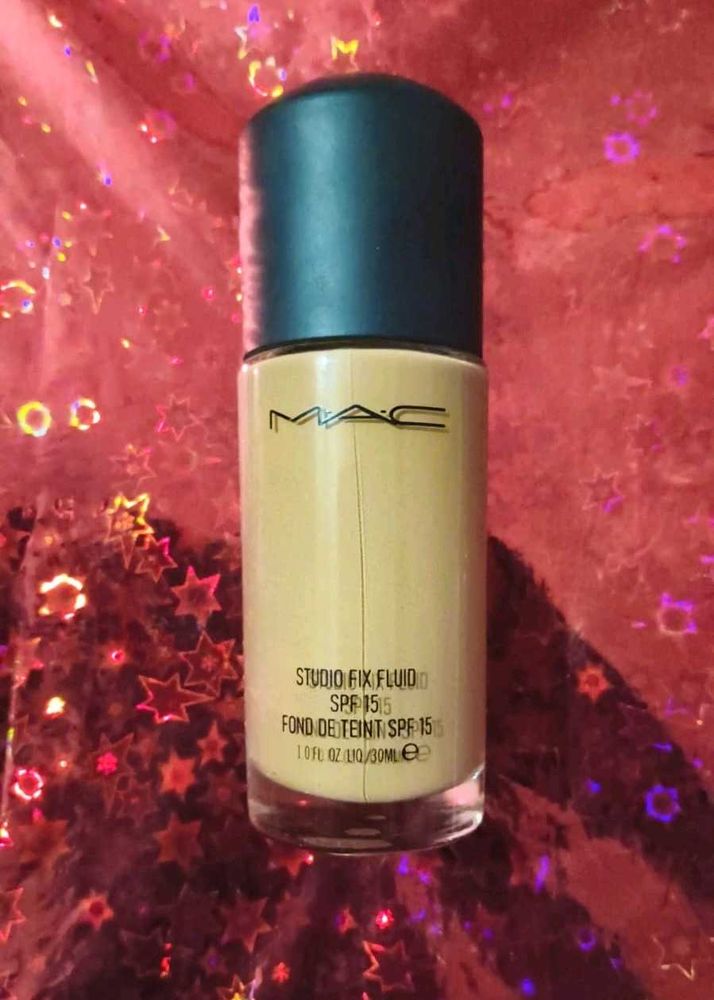 MAC Studio Fix Fluid SPF 15 Foundation