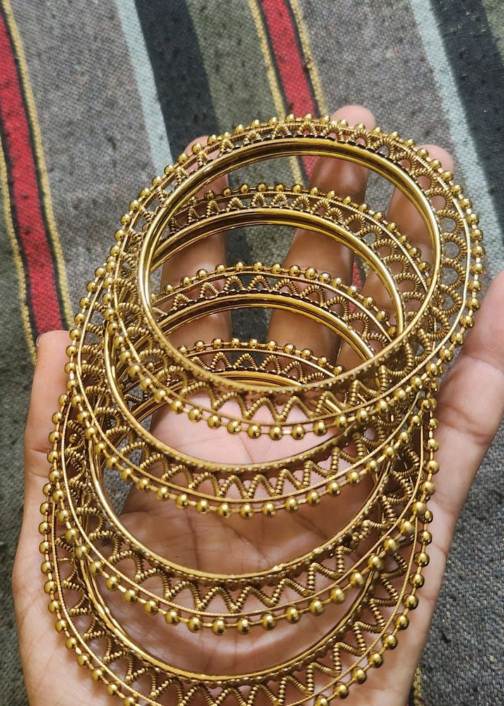 Premium Quality Golden Kada Bangals