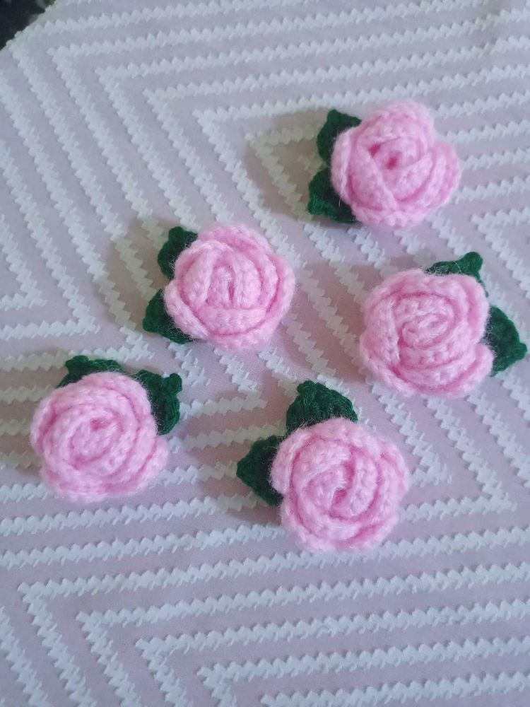 Handmade 10 pink Rose's and 15 navy blue colour Ro