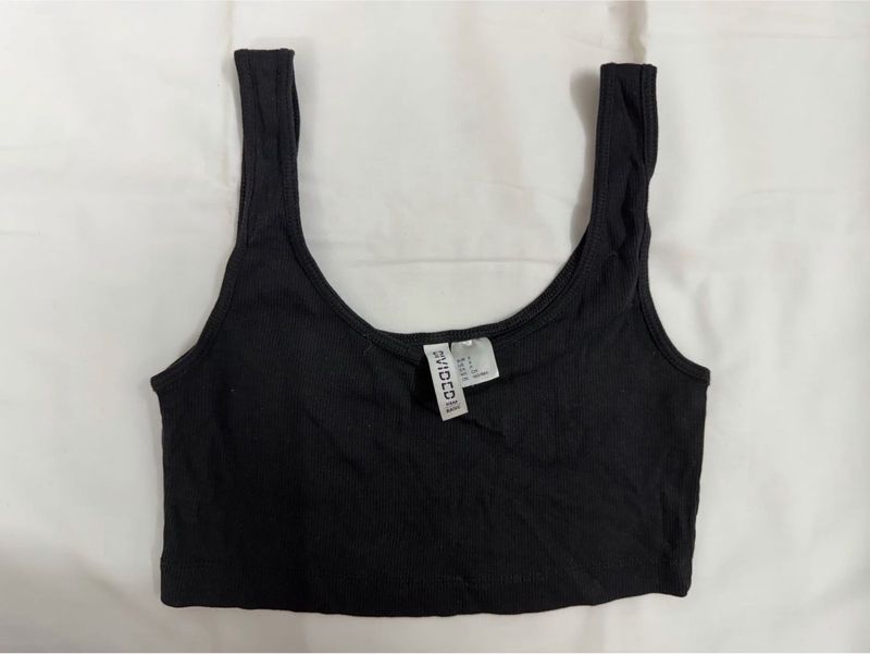 H&amp;M Black Ribbed Crop Top