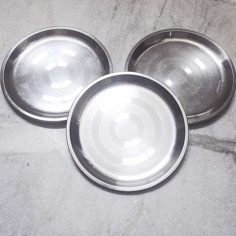Set of 6 Stainless Steel Plates