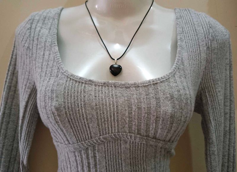 Grey Ribbed Pullover Top