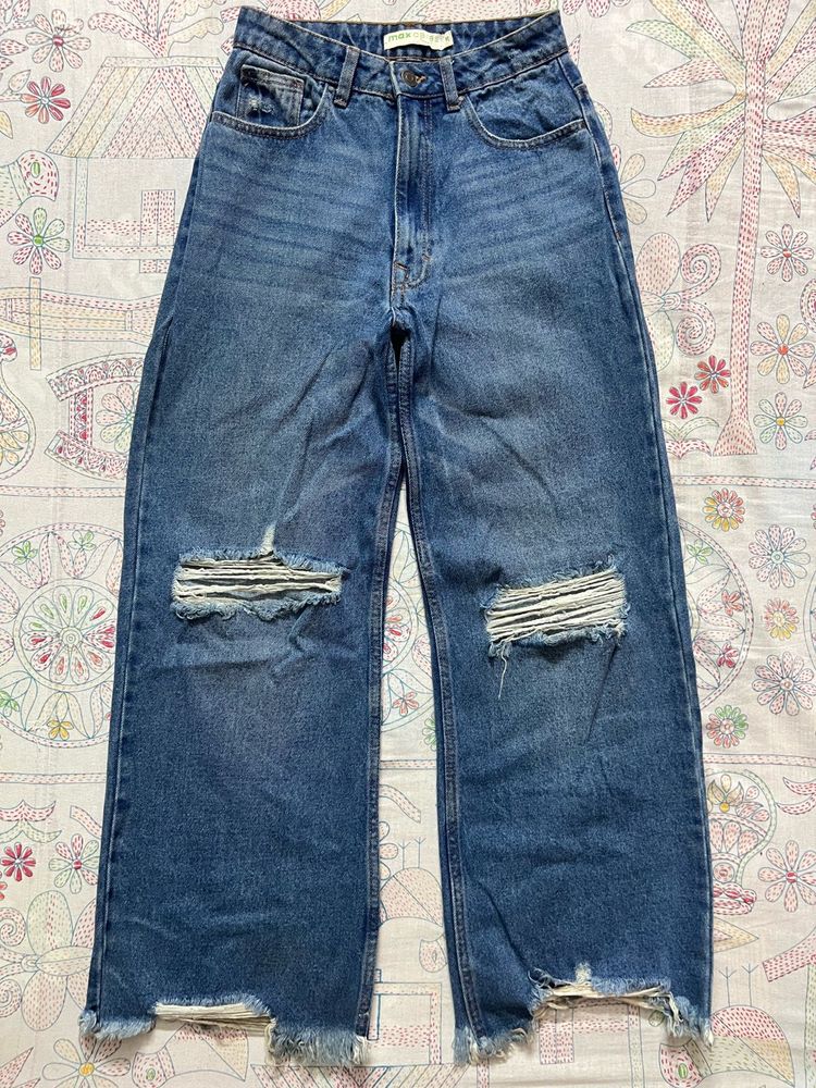Max Trendy Ripped Wide-Leg Jeans