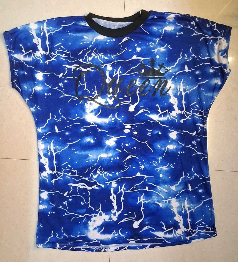Queen Glittery T-Shirt
