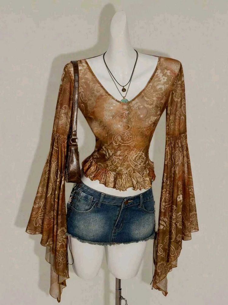 Witchy dramatic sleeves top