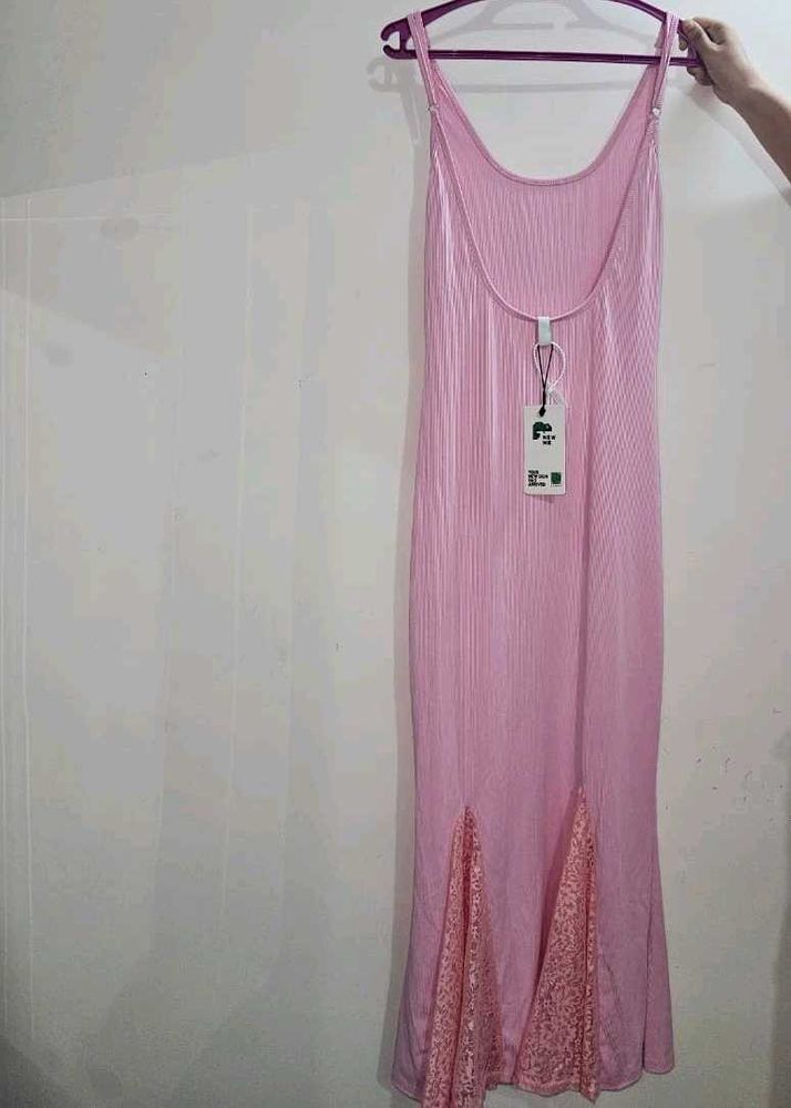 Elegant Pink Maxi Dress with Lace Accents
