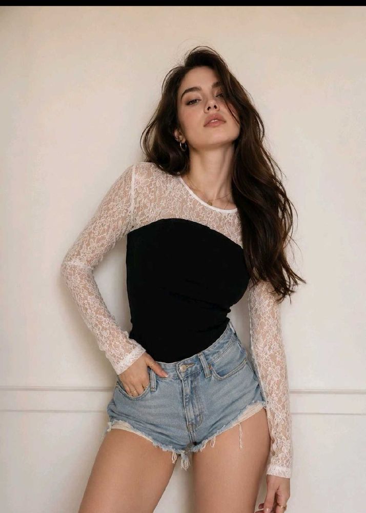 Chic Lace Sleeve Black Top