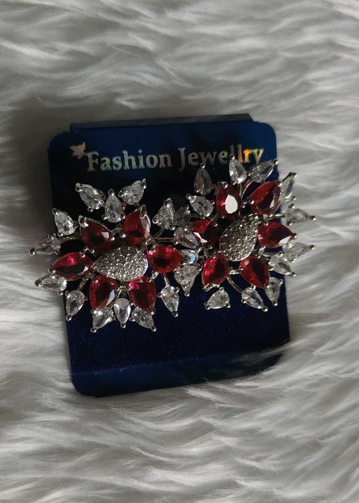 Stunning Red &amp; White Crystal Flower Earrings