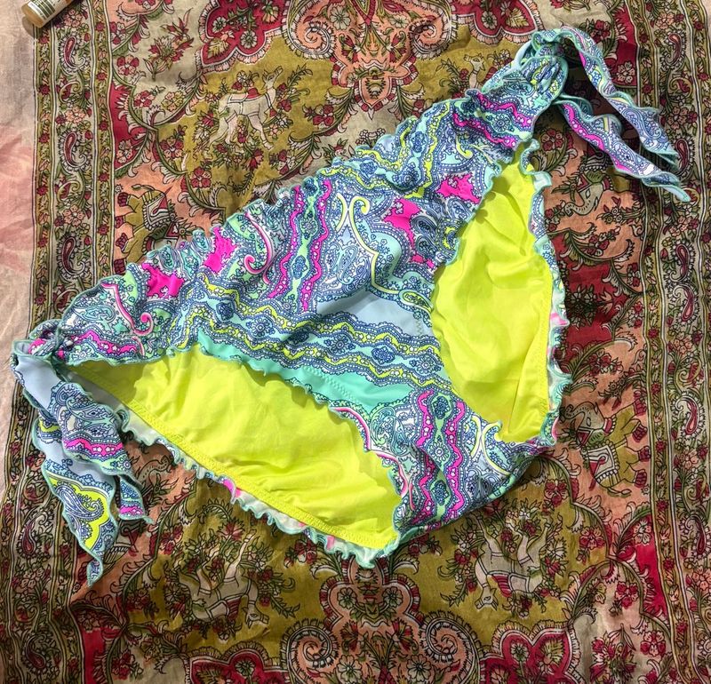 Victoria’s Secret Ruffled Paisley Bikini Bottoms