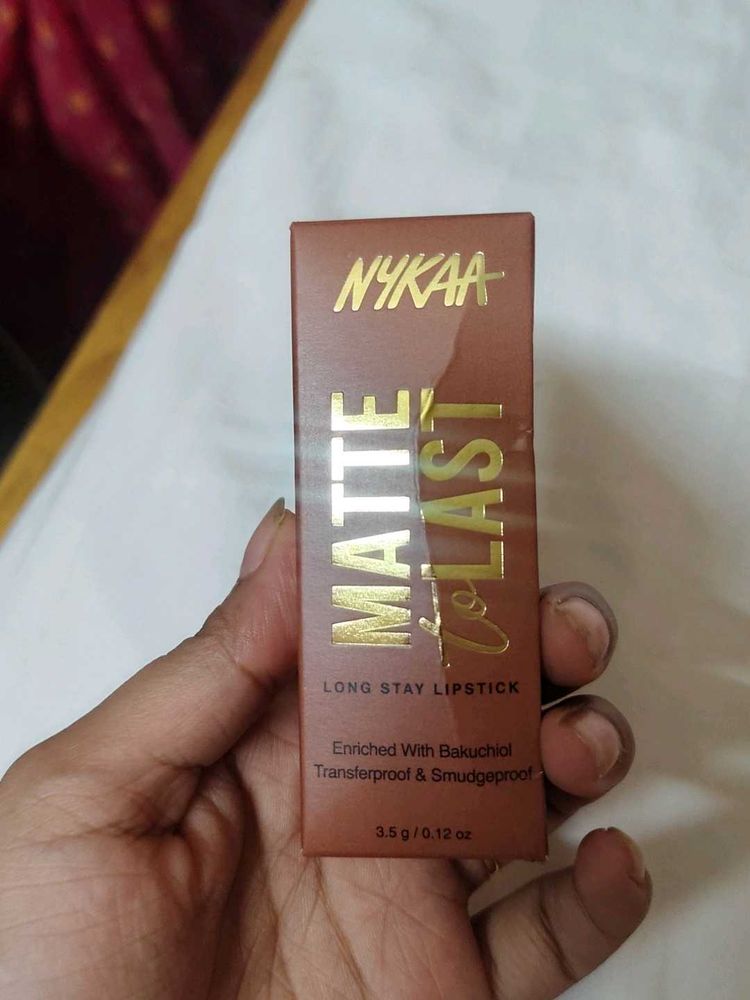 Nykaa Matte To Last Lipstick Shade Madras Kapi