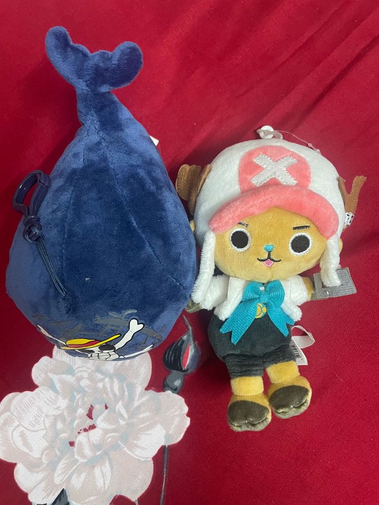 One piece plush charm set