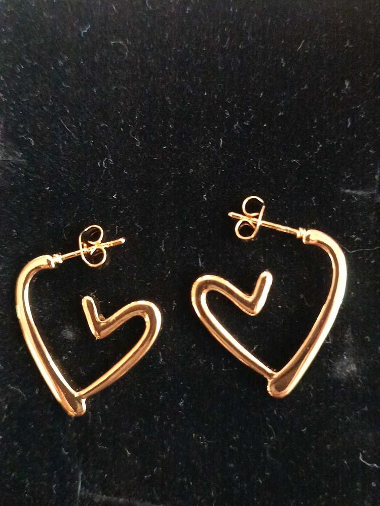 Chic Heart Hoop Earrings