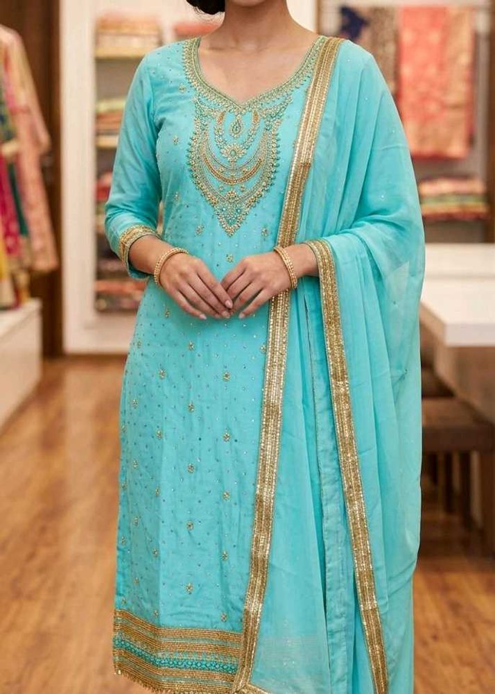unstitched suite