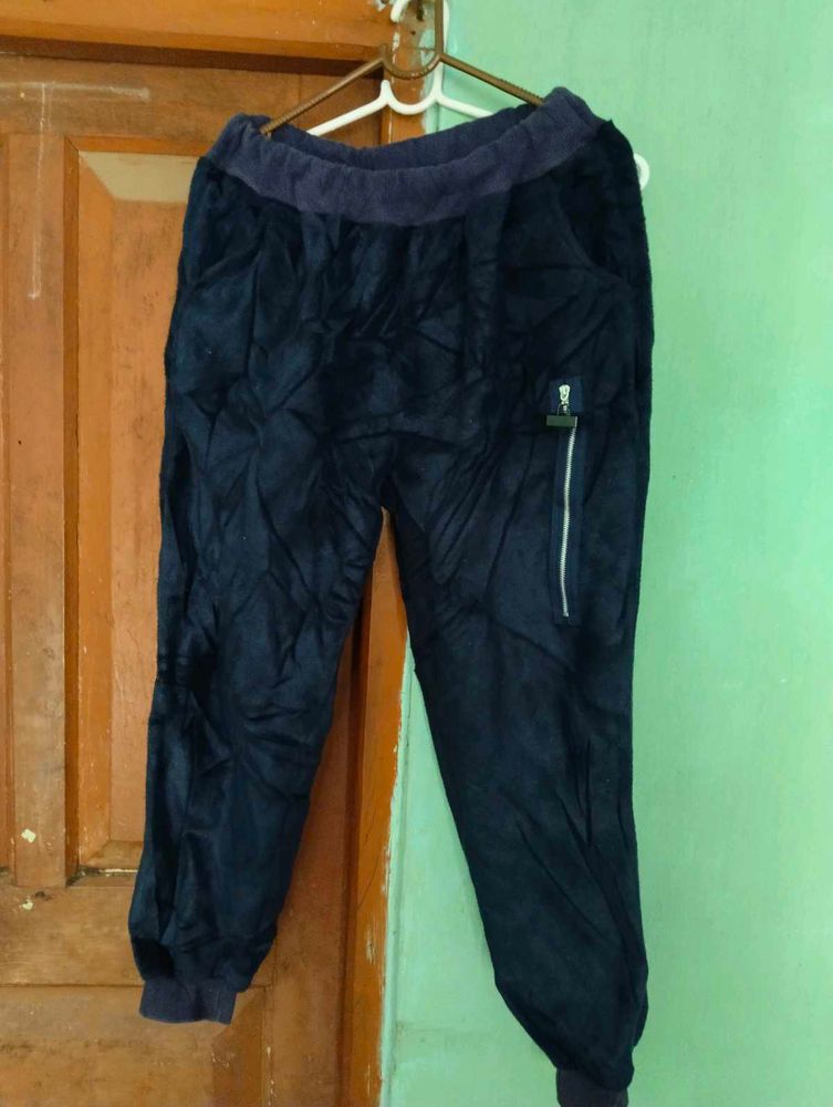 length 36,Comfortable Navy Jogger Pants