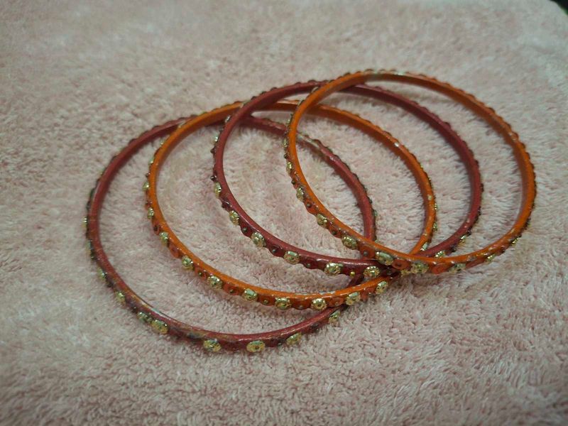 Set of 4 Elegant Bangles
