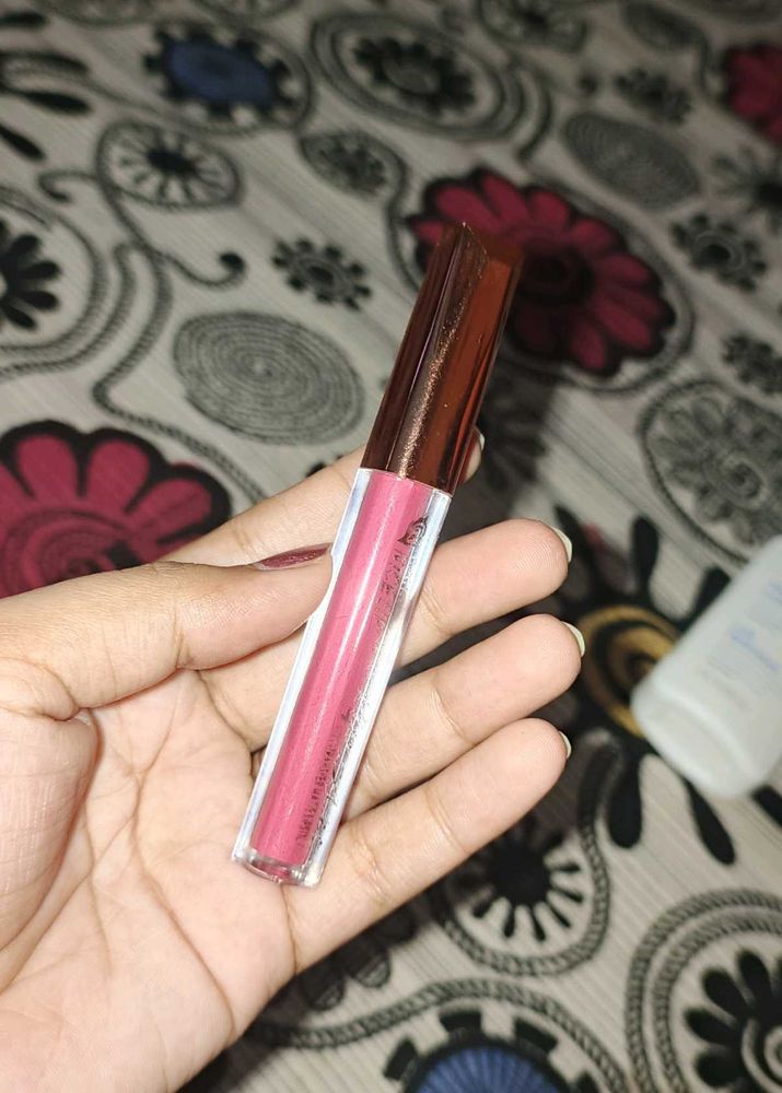 Pink Lip Gloss+1 free gloss