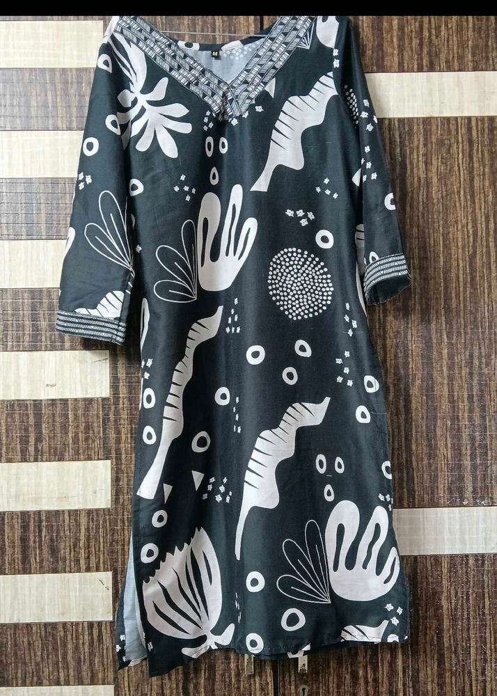 Black &amp; White Abstract Print Kurta