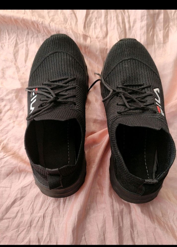 Black Bold Shoes