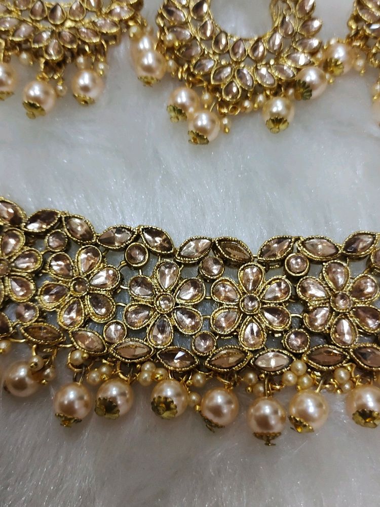 Necklace Set