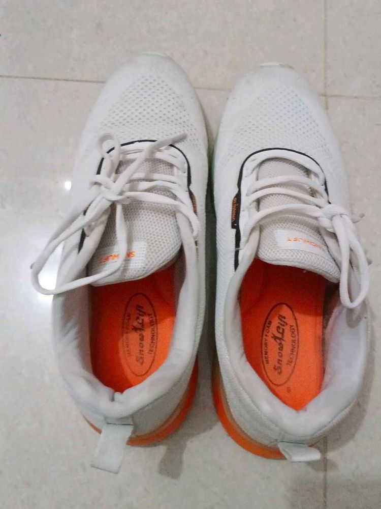 Snowkeyn White Sneakers