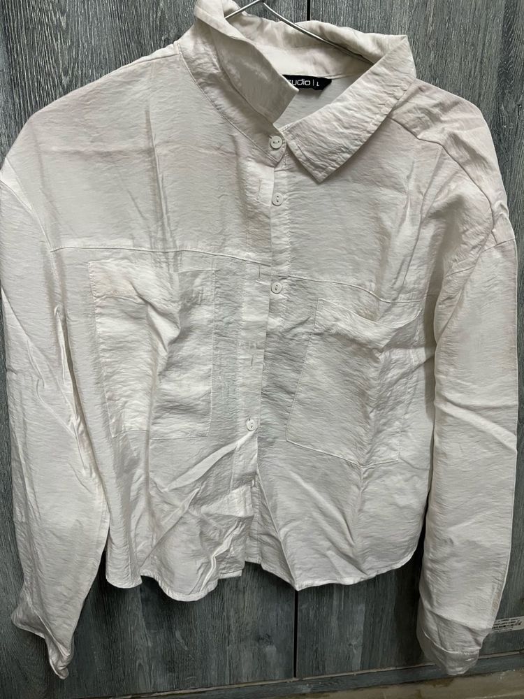 Chic White Textured Button-Up Shirt