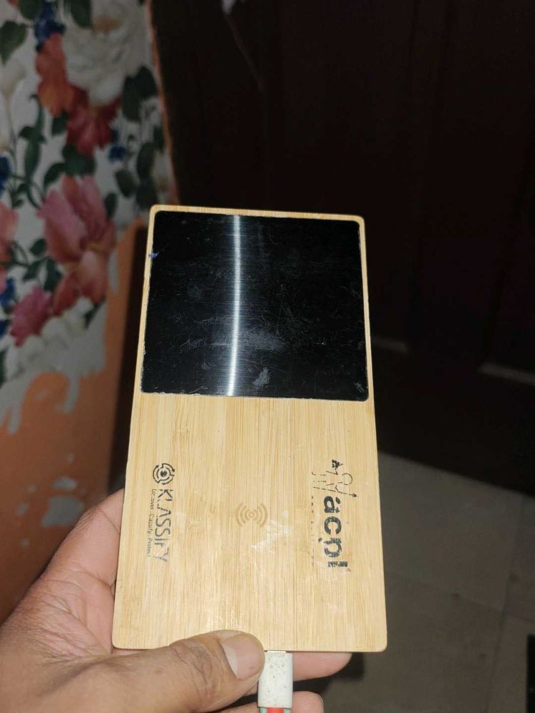 Wooden Wireless Charger