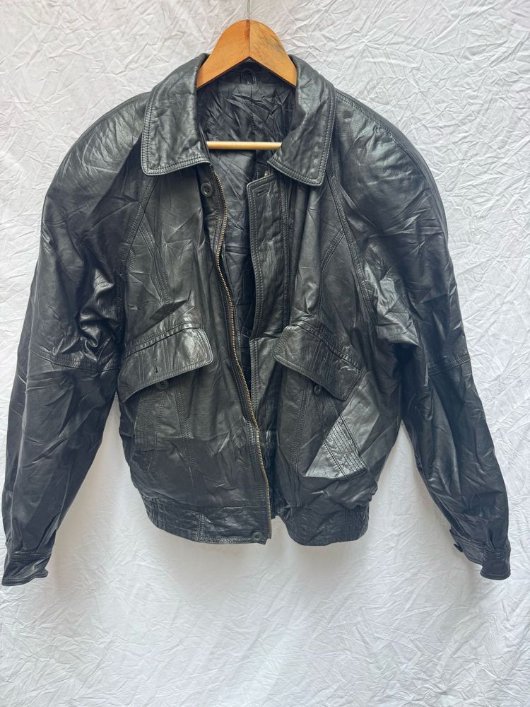 Vintage Black Leather Bomber Jacket