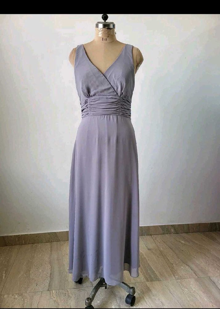Elegant Grey V-Neck Maxi Dress