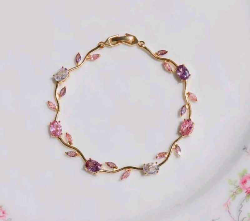 Tulip bracelet