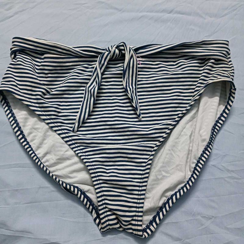 Striped Bikini ⚛️Bottom with Tie Detail