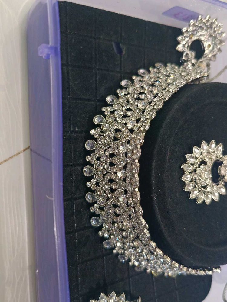 jewellery set