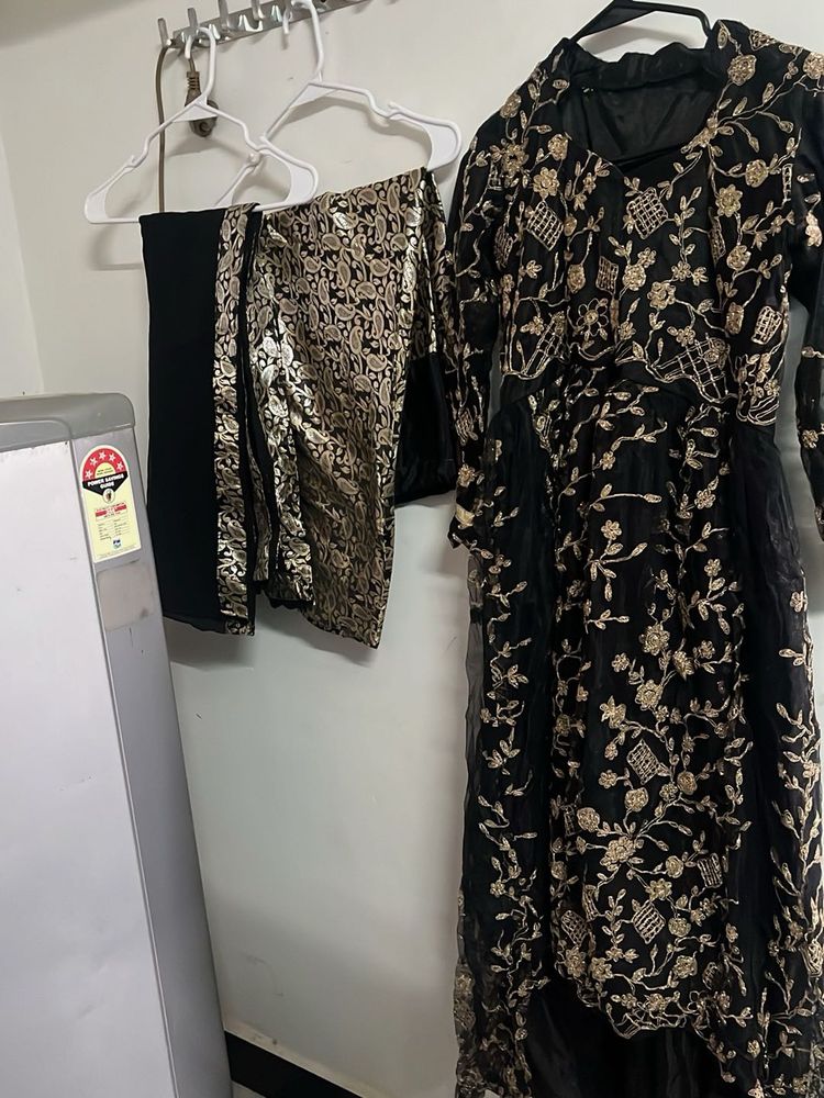 Elegant Black &amp; Gold Embroidered Suit