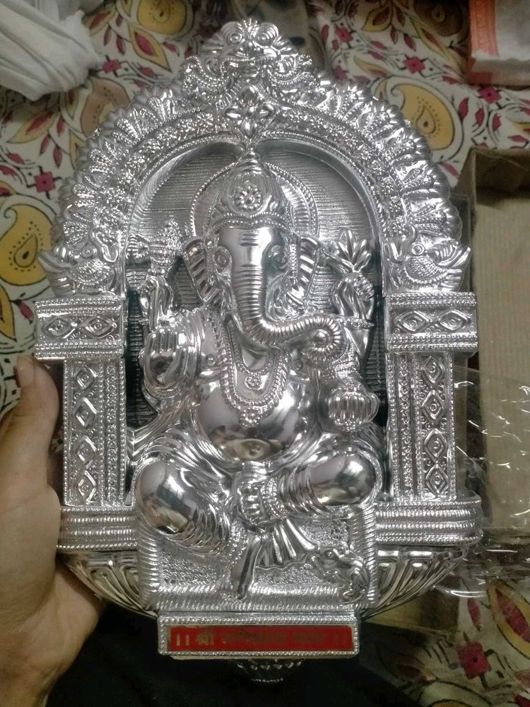 Silver Ganesha Showpiece Frame