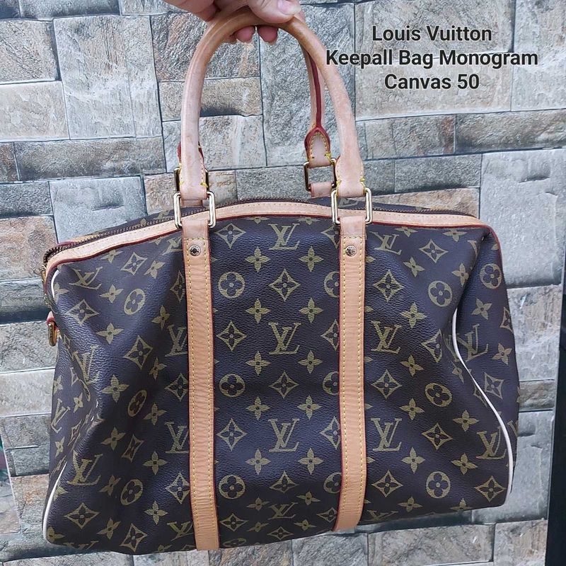 90% Off Authentic Louis Vuitton bag! REDUCED