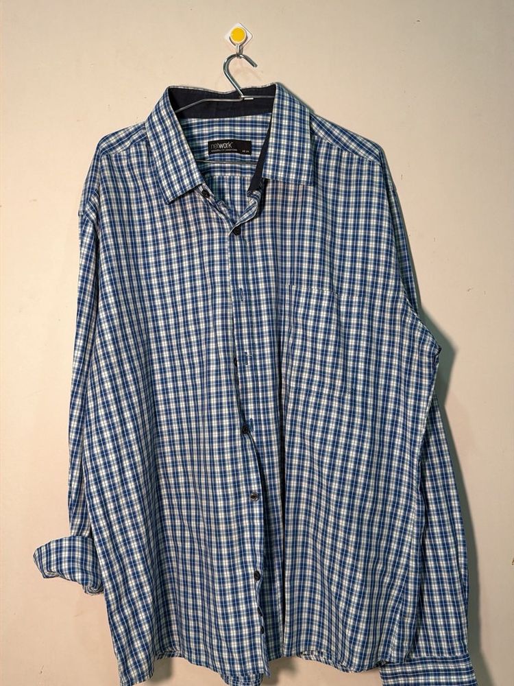 Men's Blue Plaid Button-Down Shirt