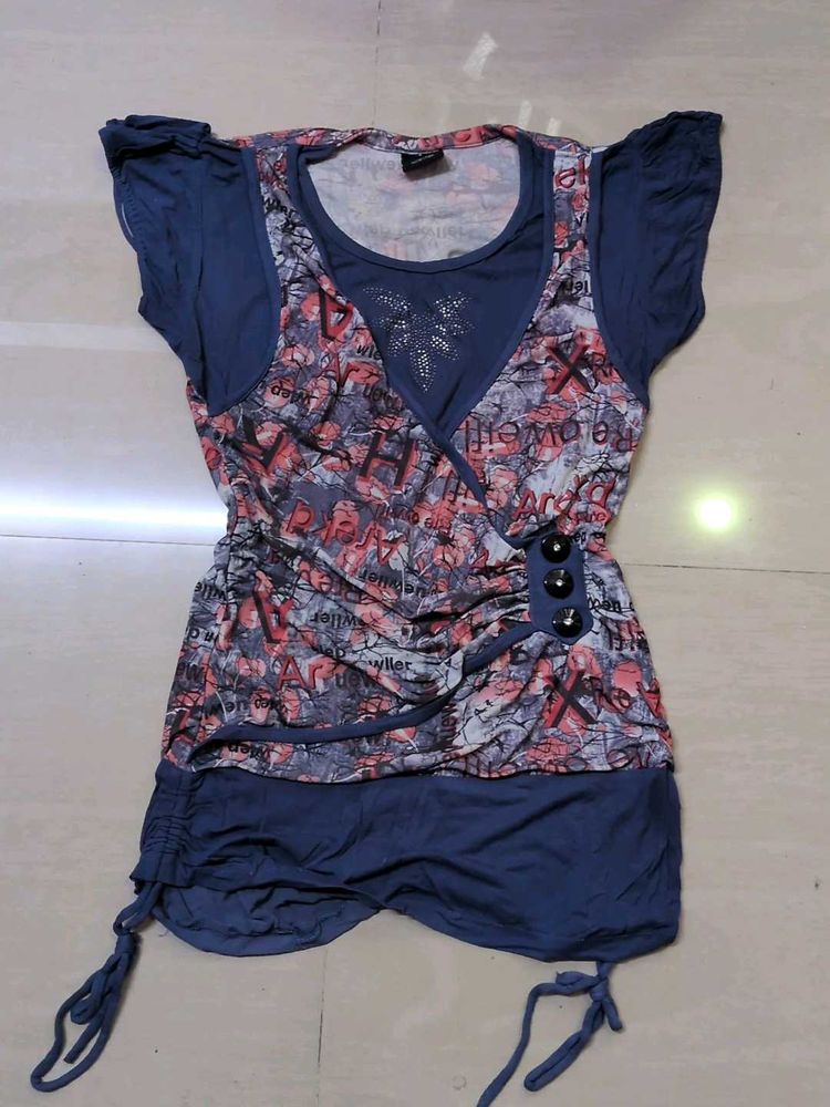 Stylish Graphic Print Tunic Top